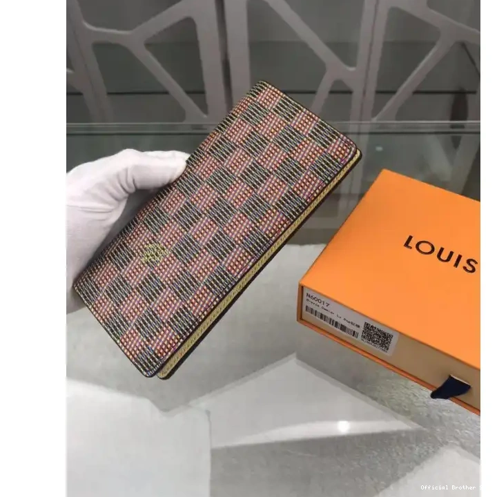 Official Brother Sam 19B570110 Bags LV 1013